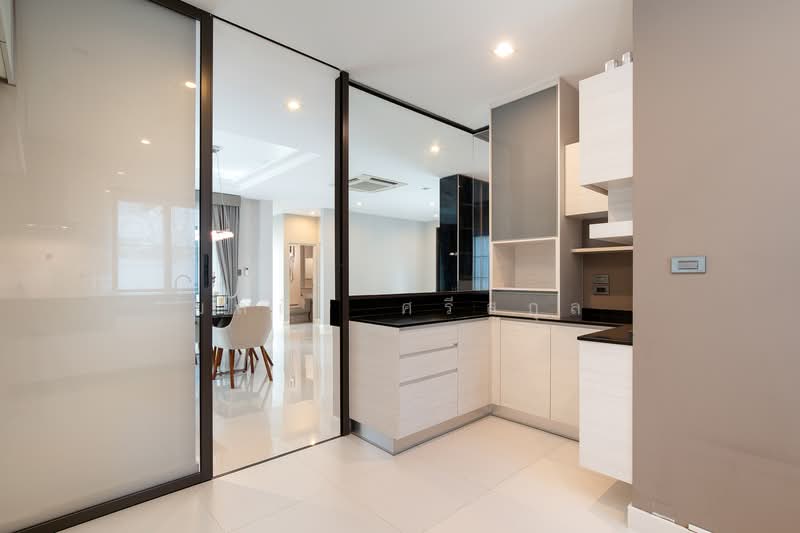 Nantawan Chaengwattana-Ratchapruek, Nonthaburi, 88 Chaiyapruek Road, Bang Tanai, Pak Kret, Nonthaburi, 4 Bedrooms, 231 sqm, Single Detached House For Sale, by ยลศิริ ศรีสกุล, 500276464 - ห้องครัว นันทวัน แจ้งวัฒนะ-ราชพฤกษ์ - DDproperty.com