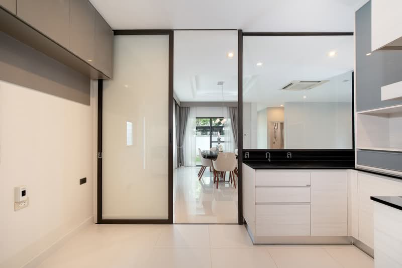 Nantawan Chaengwattana-Ratchapruek, Nonthaburi, 88 Chaiyapruek Road, Bang Tanai, Pak Kret, Nonthaburi, 4 Bedrooms, 231 sqm, Single Detached House For Sale, by ยลศิริ ศรีสกุล, 500276464 - ห้องครัว นันทวัน แจ้งวัฒนะ-ราชพฤกษ์ - DDproperty.com