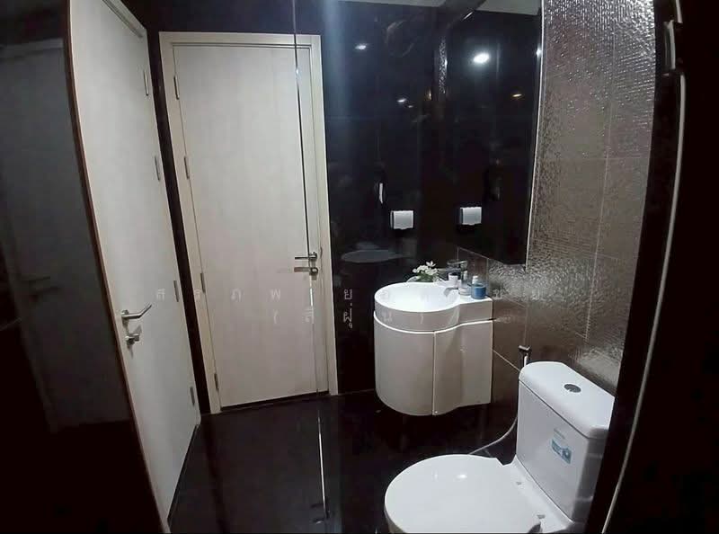 Rhythm Sukhumvit 36-38, Bangkok, 55 Soi Sukhumvit 36, Sukhumvit Road, Phra Kanong, Khlong Toei, Bangkok, 2 Bedrooms, 56 sqm, Condo For Sale, by สรภพ ยอดไชย (สีฝุ่น), 500276466 - DDproperty.com