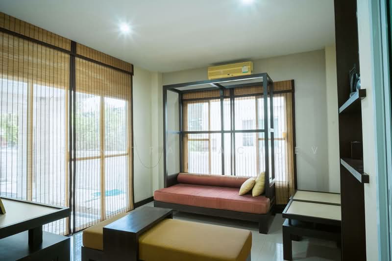 Perfect Place Ramkhamhaeng 164, Bangkok, Soi Ramkhamhaeng 164, Saphan Sung, Saphan Sung, Bangkok, 3 Bedrooms, 380 sqm, Single Detached House For Sale, by Sunitra Sachdev, 500276467 - DDproperty.com
