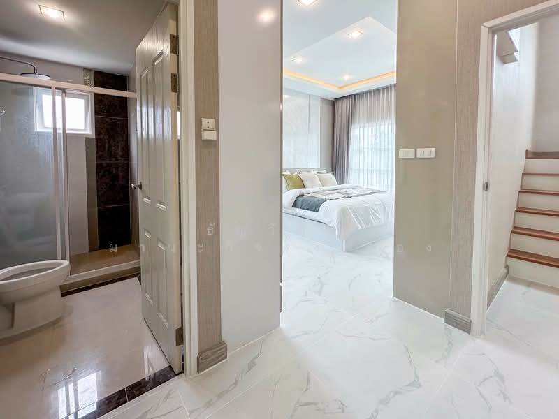 Golden Neo Sathorn : โกลเด้น นีโอ สาทร, กรุงเทพ, ถนนกัลปพฤกษ์, บางขุนเทียน, จอมทอง, กรุงเทพ, 180 ตร.ม., บ้านเดี่ยว ขาย, โดย ธัญวัลย์ มานะกิจรุ่งเรือง, 500276470 - DDproperty.com