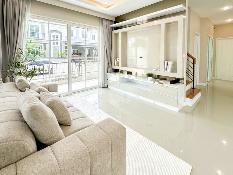 Golden Neo Sathorn : โกลเด้น นีโอ สาทร, กรุงเทพ, ถนนกัลปพฤกษ์, บางขุนเทียน, จอมทอง, กรุงเทพ, 180 ตร.ม., บ้านเดี่ยว ขาย, โดย ธัญวัลย์ มานะกิจรุ่งเรือง, 500276470 - DDproperty.com