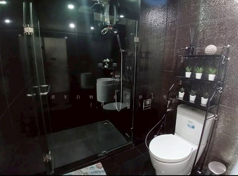 Rhythm Sukhumvit 36-38, Bangkok, 55 Soi Sukhumvit 36, Sukhumvit Road, Phra Kanong, Khlong Toei, Bangkok, 2 Bedrooms, 56 sqm, Condo For Rent, by สรภพ ยอดไชย (สีฝุ่น), 500276474 - DDproperty.com