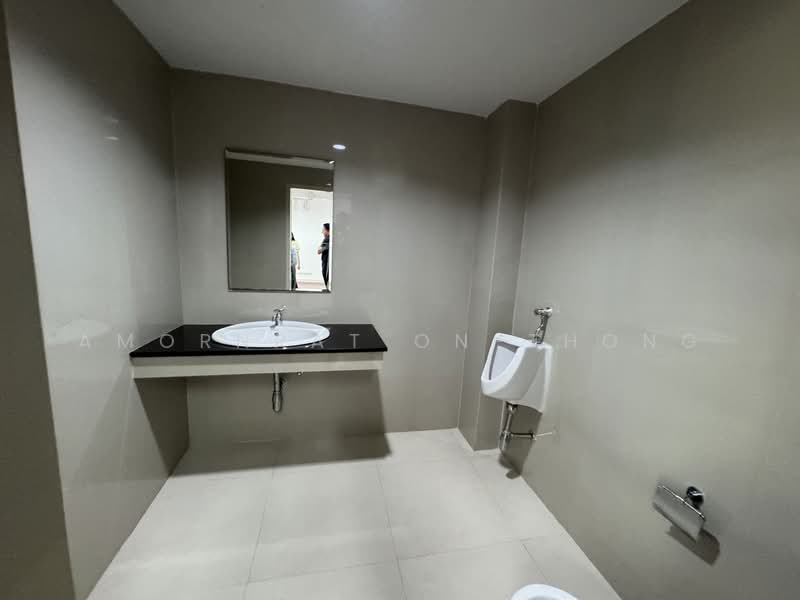 Retail, Bangkok, Khlong Tan Nua, Watthana, Bangkok, , 120 sqm, Retail Space For Rent, by Amornrat On-Thong, 500276481 - DDproperty.com