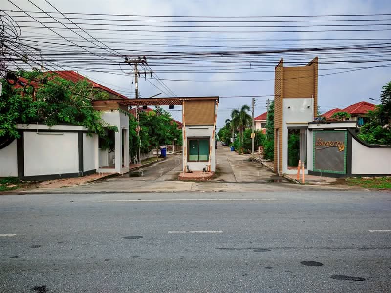 บ้านเเฝด 2 ชั้น 42.3 ตร.ว. หมู่บ้านเอกสยาม-คลองโยง พุทธมณฑล นครปฐม, Nakhon Pathom, ถนน3004, Khlong Yong, Phuttha Mon Thon, Nakhon Pathom, 3 Bedrooms, 160 sqm, Semi-Detached House (Twin House) For Sale, by คุณ กันตภณ จักกาวิรักษ์ (บอย), 500276492 - DDproperty.com
