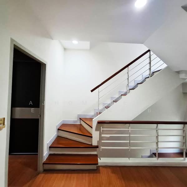 Urbanion Rama 9-Wongwaen : บ้านกลางเมือง พระราม 9-วงแหวน, กรุงเทพ, 80 ถนน กรุงเทพกรีฑา, สะพานสูง, สะพานสูง, กรุงเทพ, 160 ตร.ม., ทาวน์เฮ้าส์ ขาย, โดย AJHOMECENTER - คุณอ้อย, 500276539 - DDproperty.com