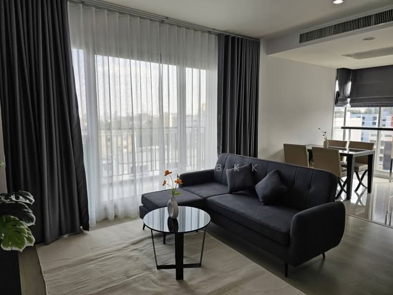 Life Ratchadapisek, Bangkok, 279 Ratchadapisaek Road, Huai Khwang, Huai Khwang, Bangkok, 2 Bedrooms, 65 sqm, Condo For Rent, by Agentbkk, 500276556 - DDproperty.com
