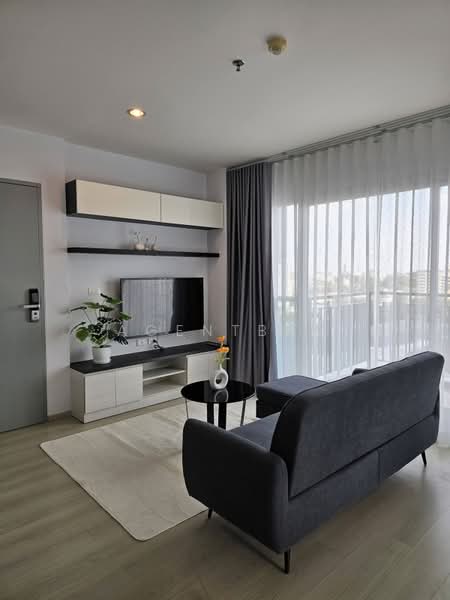 Life Ratchadapisek, Bangkok, 279 Ratchadapisaek Road, Huai Khwang, Huai Khwang, Bangkok, 2 Bedrooms, 65 sqm, Condo For Rent, by Agentbkk, 500276556 - DDproperty.com