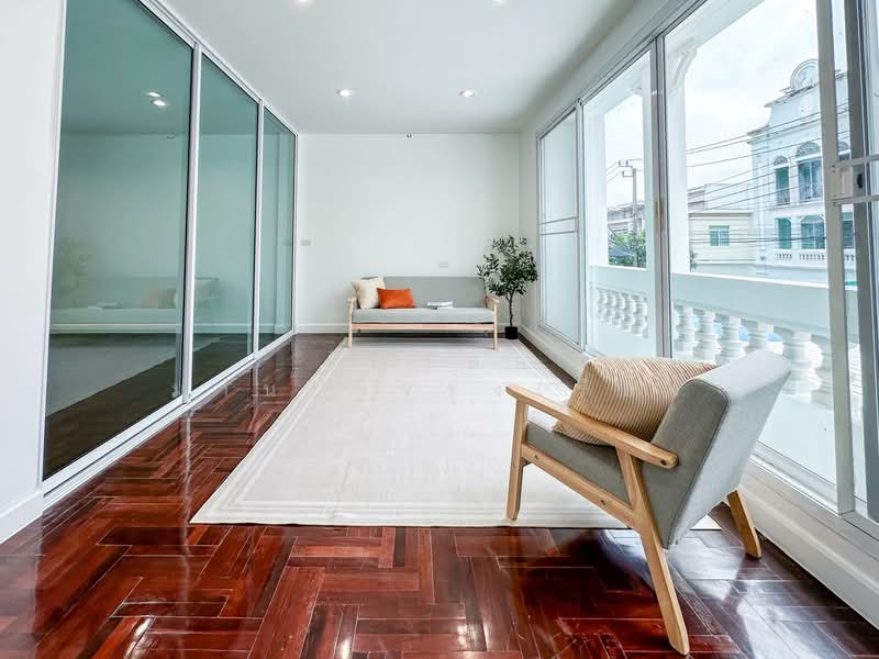 De Siam Suan Luang Rama 9 Village, Bangkok, Dok Mai, Prawet, Bangkok, 4 Bedrooms, 160 sqm, Townhouse For Sale, by ธัญวัลย์ มานะกิจรุ่งเรือง, 500276580 - DDproperty.com