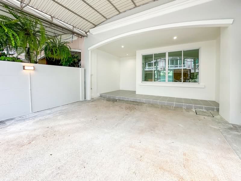 หมู่บ้าน เดอ สยาม สวนหลวง ร.9, กรุงเทพ, ดอกไม้, ประเวศ, กรุงเทพ, 160 ตร.ม., ทาวน์เฮ้าส์ ขาย, โดย ธัญวัลย์ มานะกิจรุ่งเรือง, 500276580 - DDproperty.com