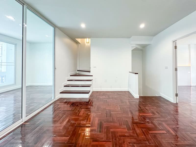 De Siam Suan Luang Rama 9 Village, Bangkok, Dok Mai, Prawet, Bangkok, 4 Bedrooms, 160 sqm, Townhouse For Sale, by ธัญวัลย์ มานะกิจรุ่งเรือง, 500276580 - DDproperty.com