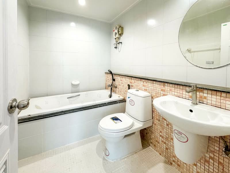 De Siam Suan Luang Rama 9 Village, Bangkok, Dok Mai, Prawet, Bangkok, 4 Bedrooms, 160 sqm, Townhouse For Sale, by ธัญวัลย์ มานะกิจรุ่งเรือง, 500276580 - DDproperty.com