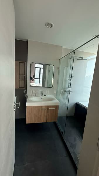 The Capital Ekamai-Thonglor, Bangkok, 2898 New Petchaburi Rd, Bang Kapi, Huai Khwang, Bangkok, 2 Bedrooms, 59 sqm, Condo For Sale, by Suchada Yodyiem, 500276585 - DDproperty.com