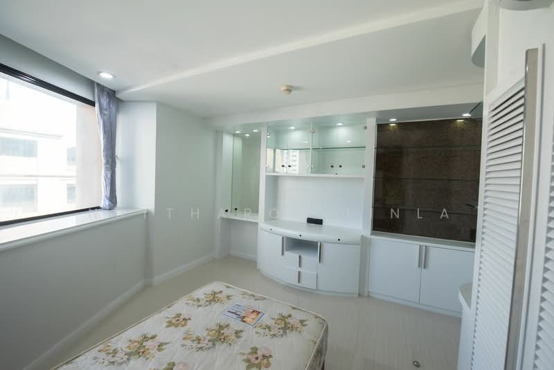 President Park Sukhumvit 24, Bangkok, 99 Sukhumvit 24 Alley, Khlongtoei Nua, Watthana, Bangkok, 3 Bedrooms, 240 sqm, Condo For Sale, by Nuttharom Linla, 500276586 - DDproperty.com