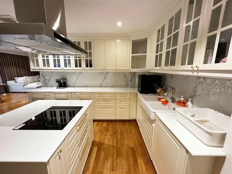 Watermark Chaophraya, Bangkok, Soi Charoennakorn 39-41, Charoennakorn Road, Bang Lam Phu Lang, Khlong San, Bangkok, 4 Bedrooms, 284 sqm, Condo For Sale, by Patcharaporn Binsorlae, 500276589 - DDproperty.com