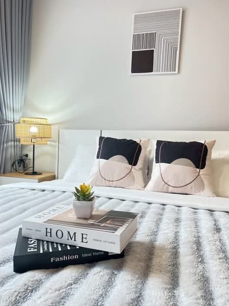 Chewathai Pinklao, Bangkok, Arun Amarin Road, Bang Yi Khan, Bang Phlat, Bangkok, 1 Bedroom, 30 sqm, Condo For Rent, by Correct Property, 500276602 - DDproperty.com