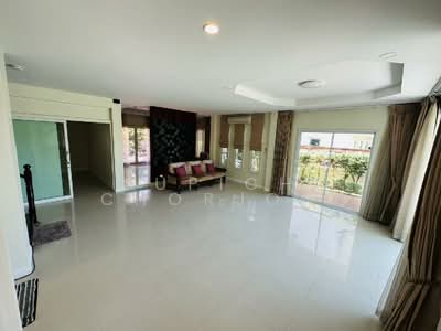 ขาย - บ้าน 4-ห้องนอน, ชลบุรี