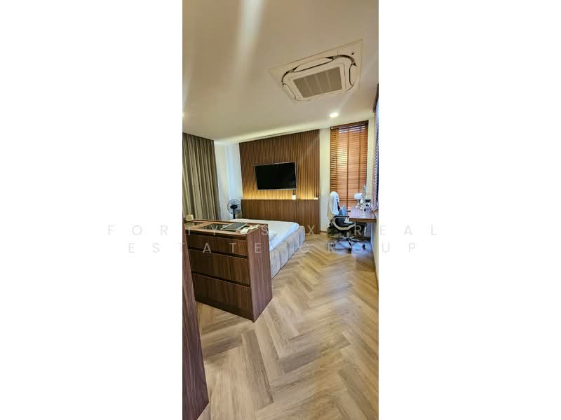 Noble Gable Watcharapol, Bangkok, Phoemsin Road, Khlong Tanon, Sai Mai, Bangkok, 3 Bedrooms, 200 sqm, Single Detached House For Rent, by Forty-Six Real Estate Group, 500276667 - DDproperty.com