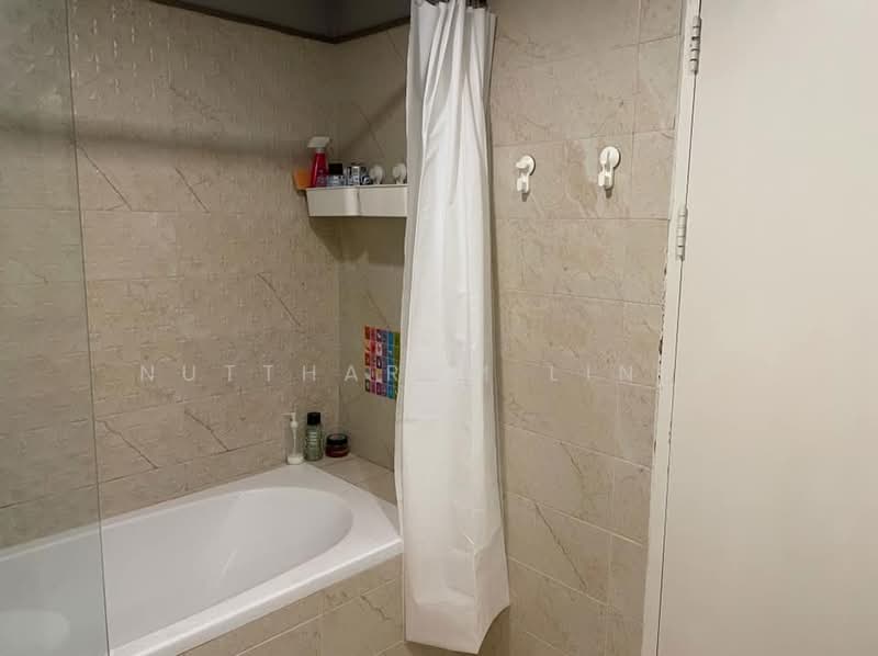 Top View Tower, Bangkok, Soi Sukhumvit 59, Khlong Tan Nua, Watthana, Bangkok, 3 Bedrooms, 120 sqm, Condo For Sale, by Nuttharom Linla, 500276668 - DDproperty.com