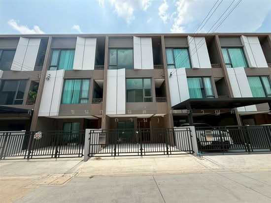 Baan Klang Mueng Phaholyothin-Vibhavadi : บ้านกลางเมือง พหลโยธิน-วิภาวดี, กรุงเทพ