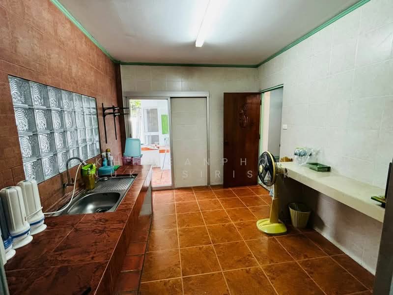 undefined, Bangkok, Lat Phrao, Lat Phrao, Bangkok, 4 Bedrooms, 79 sqm, Single Detached House For Rent, by Khlueanphon Nukulsirisak, 500276692 - DDproperty.com