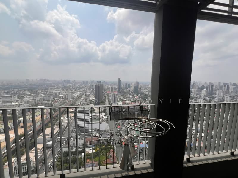 Cloud Thonglor-Phetchaburi, Bangkok, 1986 New Petchaburi Road, Bang Kapi, Huai Khwang, Bangkok, 3 Bedrooms, 125 sqm, Condo For Sale, by Suchada Yodyiem, 500276722 - DDproperty.com