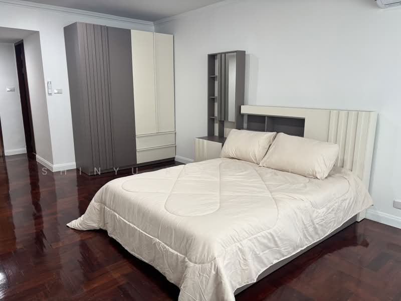 Baan Suanpetch, Bangkok, 18 Soi Sukhumvit 39, Khlong Tan Nua, Watthana, Bangkok, 3 Bedrooms, 135 sqm, Condo For Rent, by Shinyu Real Estate, 500276761 - DDproperty.com