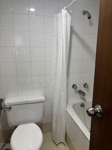 Baan Suanpetch, Bangkok, 18 Soi Sukhumvit 39, Khlong Tan Nua, Watthana, Bangkok, 3 Bedrooms, 135 sqm, Condo For Rent, by Shinyu Real Estate, 500276761 - DDproperty.com