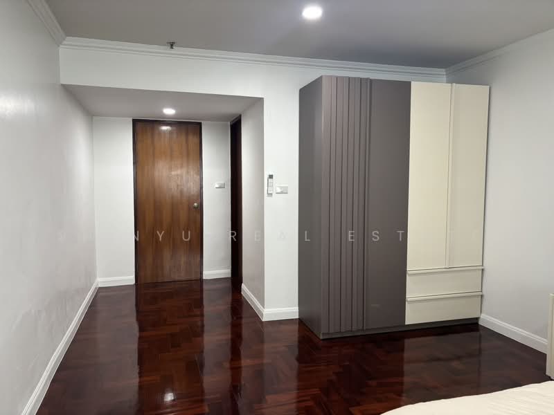 Baan Suanpetch, Bangkok, 18 Soi Sukhumvit 39, Khlong Tan Nua, Watthana, Bangkok, 3 Bedrooms, 135 sqm, Condo For Rent, by Shinyu Real Estate, 500276761 - DDproperty.com
