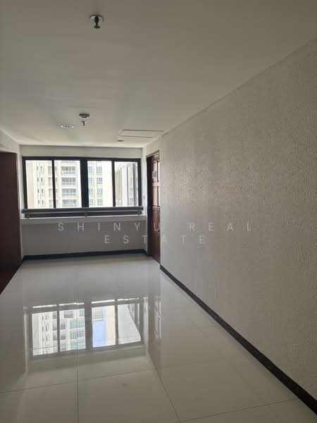 Baan Suanpetch, Bangkok, 18 Soi Sukhumvit 39, Khlong Tan Nua, Watthana, Bangkok, 3 Bedrooms, 135 sqm, Condo For Rent, by Shinyu Real Estate, 500276761 - DDproperty.com