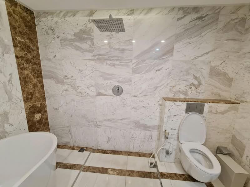 H Sukhumvit 43, Bangkok, 28 Sukhumvit 34 Road, Khlong Tan Nua, Watthana, Bangkok, 4 Bedrooms, 238 sqm, Condo For Rent, by Khlueanphon Nukulsirisak, 500276776 - DDproperty.com