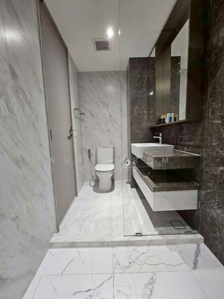 Fynn Asoke, Bangkok, 28 Sukhumvit 10 Alley, Khlong Toei, Khlong Toei, Bangkok, 1 Bedroom, 37 sqm, Condo For Sale, by Nuttharom Linla, 500276806 - DDproperty.com