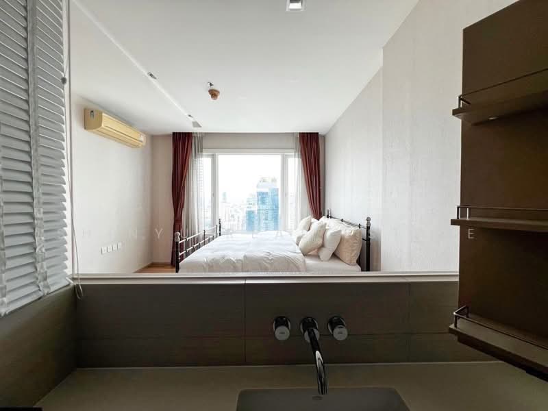 Siri At Sukhumvit, Bangkok, 902 Sukhumvit Road, Phra Kanong, Khlong Toei, Bangkok, 1 Bedroom, 52 sqm, Condo For Rent, by Shinyu Real Estate, 500276821 - DDproperty.com