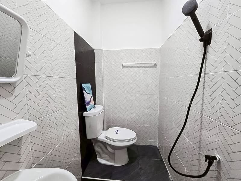 Townhome for Sale Central Pattaya Ready to Move In, Chon Buri (Pattaya), Bang Lamung, Bang Lamung (Pattaya), Chon Buri (Pattaya), 2 Bedrooms, 83 sqm, Townhouse For Sale, by PLC real estate, 500276838 - DDproperty.com