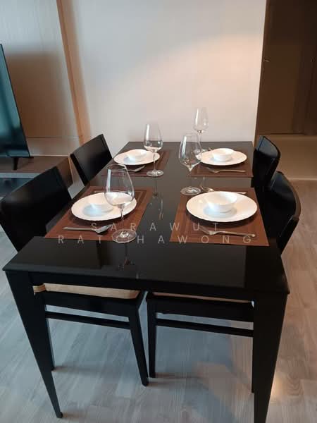 Shine@33 (formerly Triple Oaks), Bangkok, Khlong Tan Nua, Watthana, Bangkok, 2 Bedrooms, 115 sqm, Condo For Rent, by Sarawut Ratchawong, 500276855 - DDproperty.com