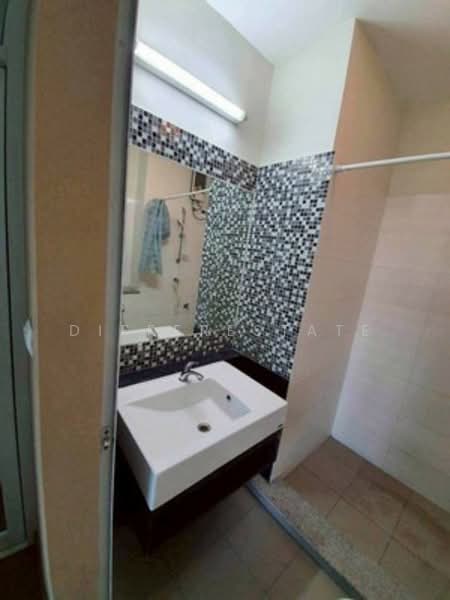 Bliz Condominium Rama 9-Hua Mak, Bangkok, 3382 Phatthanakan Rd, Suan Luang, Suan Luang, Bangkok, 1 Bedroom, 30 sqm, Condo For Rent, by DifferEstate, 500276874 - DDproperty.com