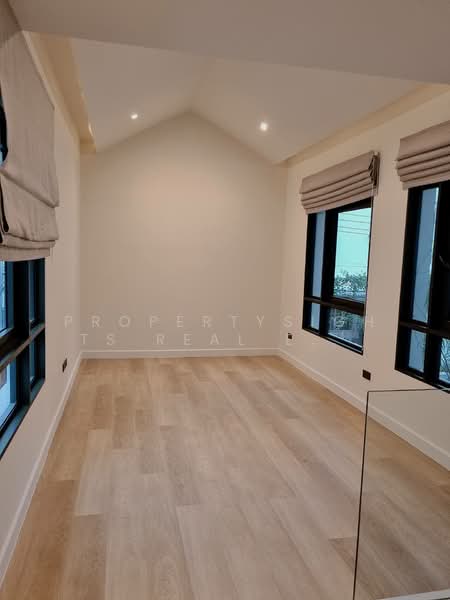 บ้านเดี่ยว Pet Friendly ใกล้เอกมัย–ทองหล่อ, กรุงเทพ, คลองเตย, คลองเตย, กรุงเทพ, 300 ตร.ม., บ้านเดี่ยว ให้เช่า, โดย PROPERTYSIGHTS REAL ESTATE, 500276890 - DDproperty.com