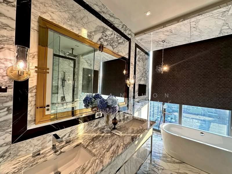 The Monument Thonglor, Bangkok, 998 Thonglor Road, Khlong Tan Nua, Watthana, Bangkok, 3 Bedrooms, 252 sqm, Condo For Rent, by Khlueanphon Nukulsirisak, 500276903 - DDproperty.com