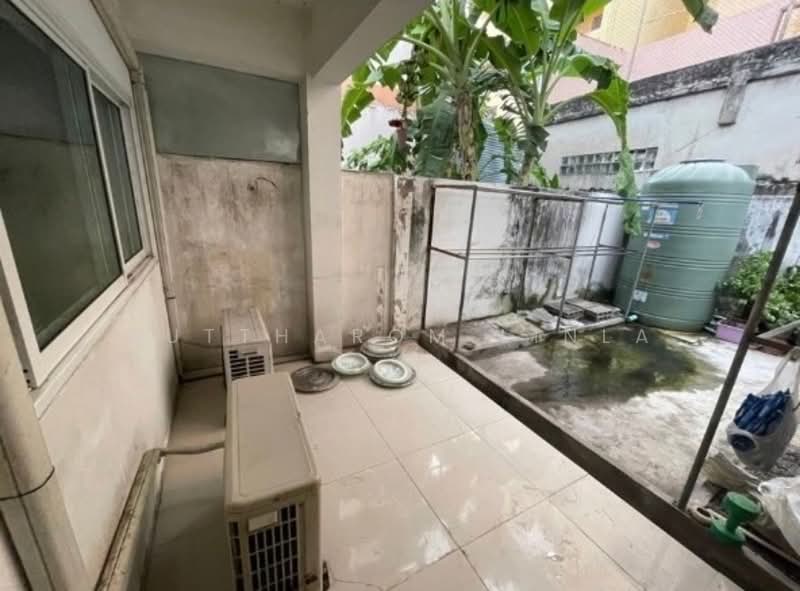 5-BR Townhouse, Bangkok, Din Daeng, Din Daeng, Bangkok, 5 Bedrooms, 120 sqm, Townhouse For Sale, by Nuttharom Linla, 500276923 - DDproperty.com