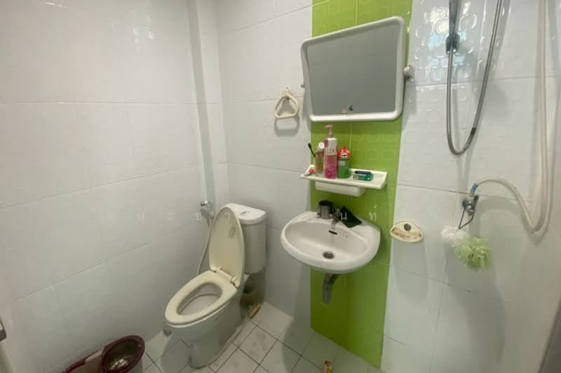 บ้านเดี่ยว 2 ชั้น เนื้อที่ 52 ตร.ว. ซอยนาคนิวาส 49, Bangkok, Lat Phrao, Lat Phrao, Bangkok, 4 Bedrooms, 208 sqm, Single Detached House For Sale, by ชนะชาติ นนท์ตา, 500276932 - DDproperty.com