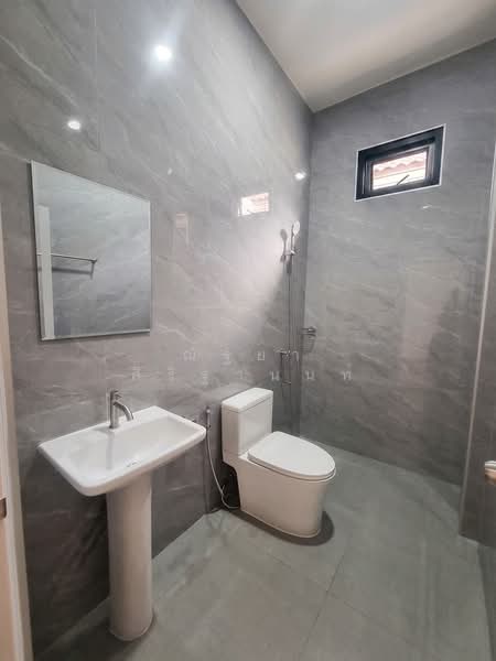 Baan Thanmankhong Khlong 2, Pathum Thani, Khlong Song, Khlong Luang, Pathum Thani, 3 Bedrooms, 114 sqm, Single Detached House For Sale, by ณัฐยา ศิริฐานนท์, 500276940 - DDproperty.com