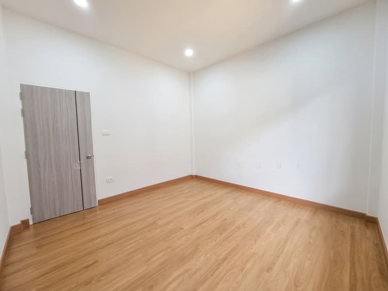 Baan Thanmankhong Khlong 2 : บ้านฐานมั่นคง คลอง 2, ปทุมธานี, คลองสอง, คลองหลวง, ปทุมธานี, 114 ตร.ม., บ้านเดี่ยว ขาย, โดย ณัฐยา ศิริฐานนท์, 500276940 - DDproperty.com