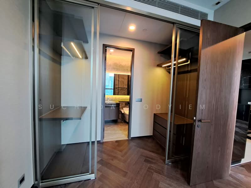 The Esse Sukhumvit 36, Bangkok, Soi Sukhumvit 36, Sukhumvit Road, Phra Kanong, Khlong Toei, Bangkok, 1 Bedroom, 43 sqm, Condo For Sale, by Suchada Yodyiem, 500276942 - DDproperty.com
