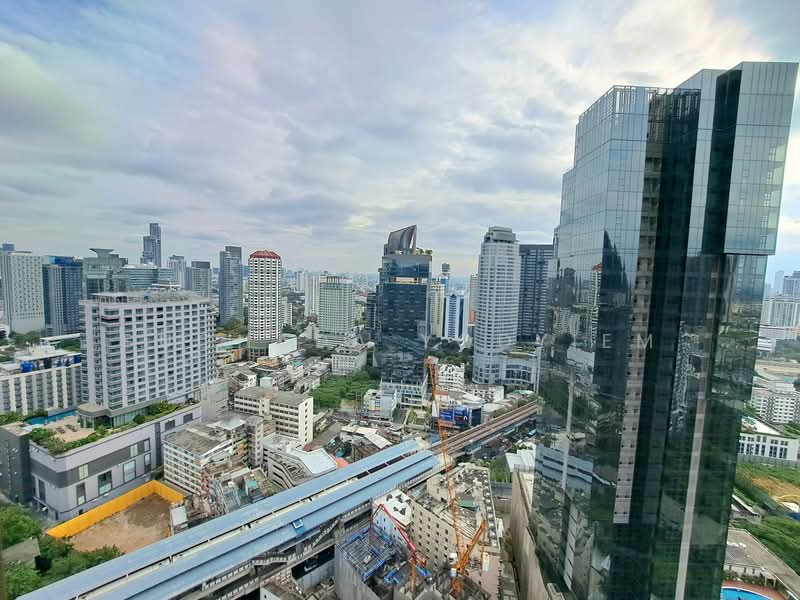 The Esse Sukhumvit 36, Bangkok, Soi Sukhumvit 36, Sukhumvit Road, Phra Kanong, Khlong Toei, Bangkok, 1 Bedroom, 43 sqm, Condo For Sale, by Suchada Yodyiem, 500276942 - DDproperty.com