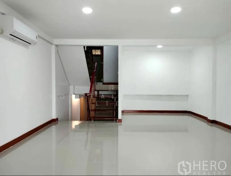 For rent Home Office 300 sqm BTS Thonglor Watthana Bangkok HRE00638, Bangkok, สุขุมวิท, Khlong Tan Nua, Watthana, Bangkok, 3 Bedrooms, 300 sqm, Townhouse For Rent, by Hero Realtor Co., Ltd., 500276977 - DDproperty.com