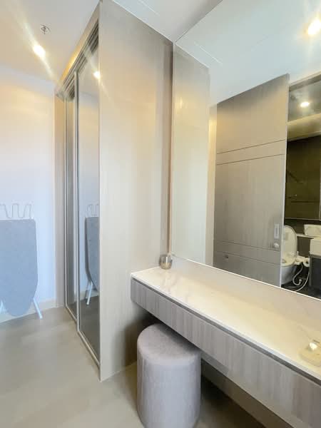 The Esse at Singha Complex, Bangkok, 1788 New Petchaburi Rd, Khlongtoei Nua, Watthana, Bangkok, 1 Bedroom, 35 sqm, Condo For Rent, by Nami E., 500276986 - DDproperty.com