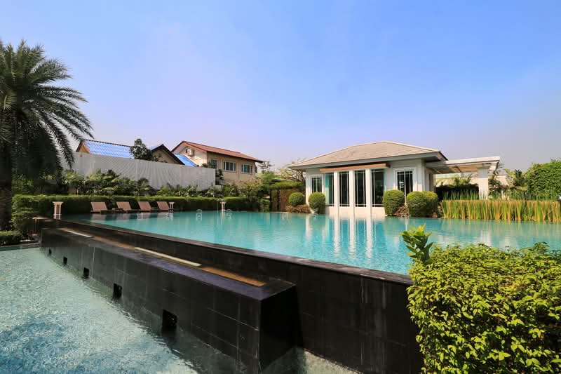 Nantawan Chaengwattana-Ratchapruek, Nonthaburi, 88 Chaiyapruek Road, Bang Tanai, Pak Kret, Nonthaburi, 3 Bedrooms, 300 sqm, Single Detached House For Sale, by ยลศิริ ศรีสกุล, 500277013 - สระว่ายน้ำ นันทวัน แจ้งวัฒนะ-ราชพฤกษ์ - DDproperty.com