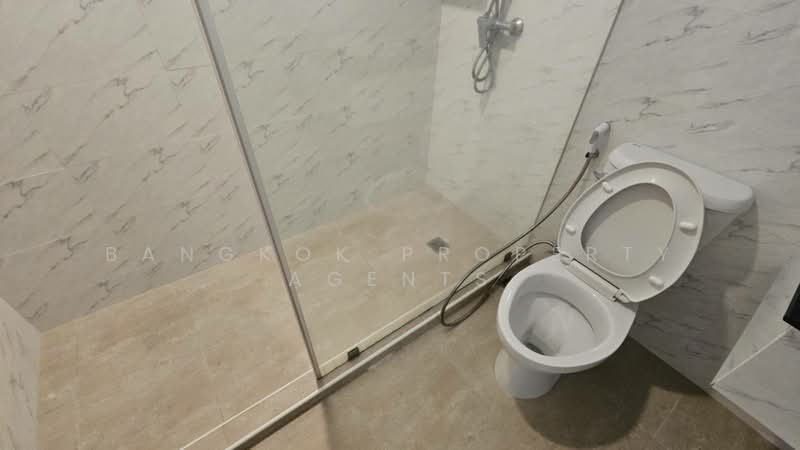 Tongtip Mansion, Bangkok, Soi Sukhumvit 47, Khlong Tan Nua, Watthana, Bangkok, 3 Bedrooms, 250 sqm, Condo For Rent, by BANGKOK PROPERTY AGENTS, 500277041 - DDproperty.com