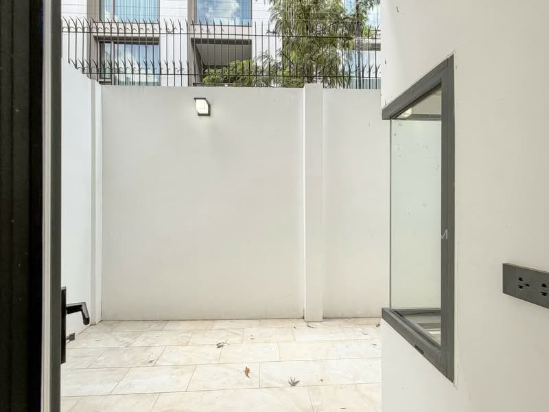 4-BR Townhouse, Bangkok, Khlongtoei Nua, Watthana, Bangkok, 4 Bedrooms, 250 sqm, Townhouse For Sale, by Suchada Yodyiem, 500277054 - DDproperty.com