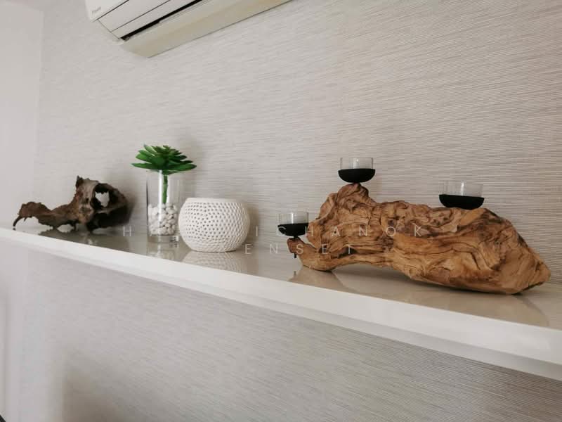 Liv @ 49, Bangkok, 9 Sukhumvit 49 Rd, Khlong Tan Nua, Watthana, Bangkok, 2 Bedrooms, 82 sqm, Condo For Rent, by Hathaichanok Saenset, 500277090 - DDproperty.com